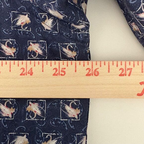 Munsingwear Shirt Mens size LT Gray Fishing Lures Long Sleeve Button Down - Picture 4 of 6